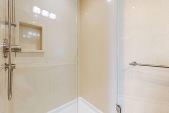 200 E Racquet Club Rd, Unit 54 in Palm Springs, CA - Building Photo - Building Photo