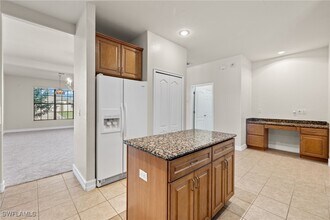 343 Pembroke St in Lehigh Acres, FL - Building Photo - Building Photo