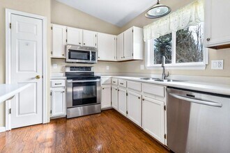 3636 Caribou Dr in Fort Collins, CO - Building Photo - Building Photo