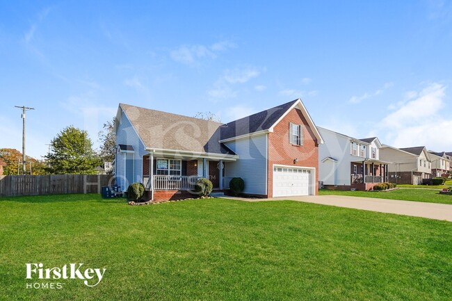 3407 Bradfield Dr in Clarksville, TN - Foto de edificio - Building Photo