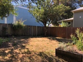 4808 SE Salmon St in Portland, OR - Building Photo - Building Photo