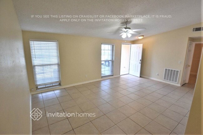 9709 Rushwood Ct in Tampa, FL - Foto de edificio - Building Photo