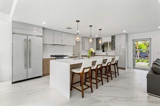 902 SW 27th Pl in Boynton Beach, FL - Building Photo - Building Photo