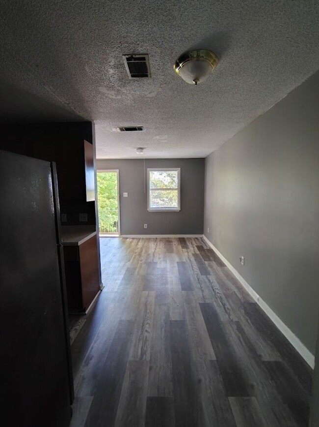 property at 3 Meredith Ct