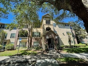7800 Point Meadows Dr in Jacksonville, FL - Building Photo - Building Photo