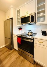 105 W Oglethorpe Ave in Savannah, GA - Building Photo - Building Photo