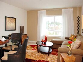 10410 NE 2nd St, Unit SI ID1506181P in Bellevue, WA - Building Photo