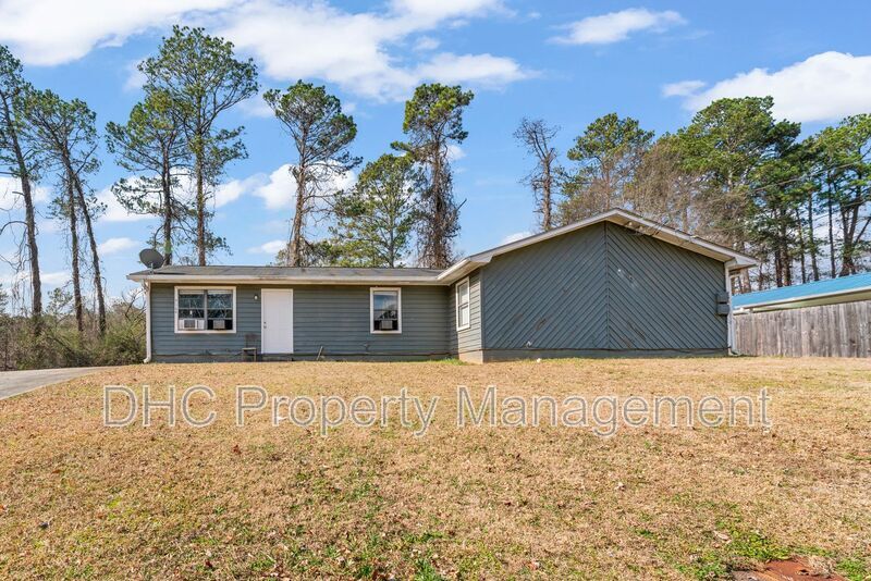 9144 Bent Pine Ct NE in Covington, GA - Building Photo