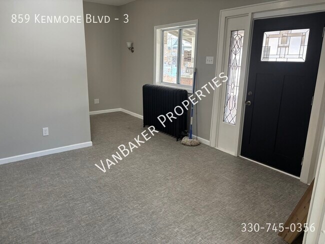 859 Kenmore Blvd in Akron, OH - Building Photo - Building Photo