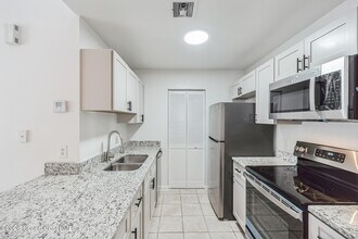 422 Thor Ave SE in Palm Bay, FL - Building Photo - Building Photo