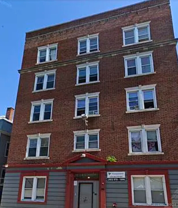 86 Pequonnock St in Bridgeport, CT - Building Photo