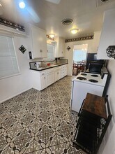 2119 Wingland Dr in Bakersfield, CA - Building Photo - Building Photo