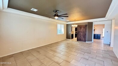 12437 Pleasant Crest in El Paso, TX - Building Photo - Building Photo