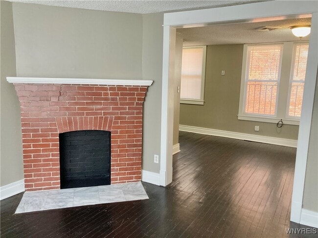 property at 294 S Elmwood Ave