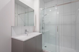 5200 Rue de la Savane in Montréal, QC - Building Photo - Building Photo