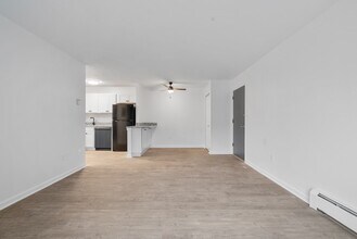 Westwood Apartments - SP Lafayette LLC in Medina, OH - Building Photo - Building Photo