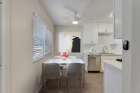 The Palms Apartments in Redlands in Redlands, CA - Building Photo - Building Photo