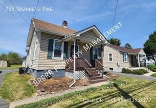 755 Nazareth Pike in Nazareth, PA - Building Photo - Building Photo