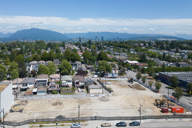 Frame in Vancouver, BC - Building Photo - Building Photo