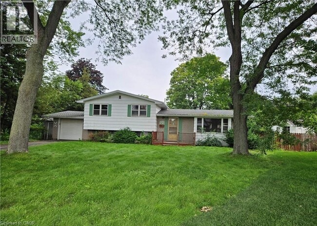 property at 151 Seneca Ct