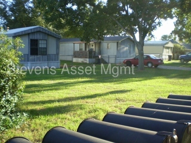 1956 Rossie Lee Dr-Unit -8 in Bossier City, LA - Building Photo