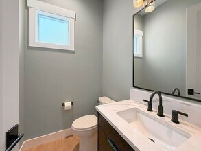 819 N Danville Ave in Eagle, ID - Building Photo - Building Photo