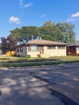 2215 Golf Ave in Racine, WI - Building Photo