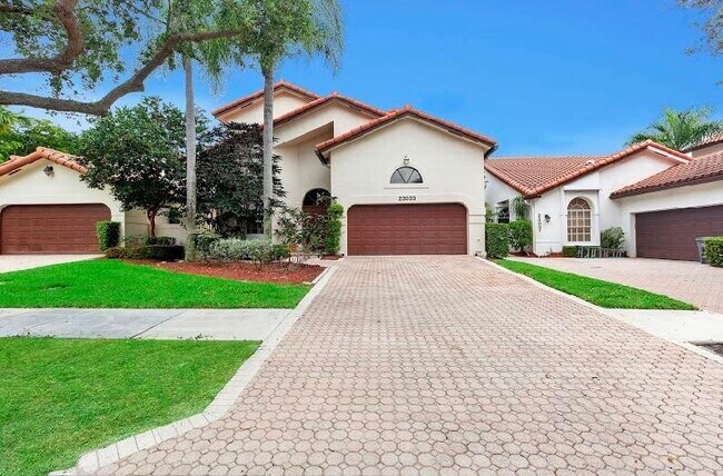 property at 23033 Via Stel