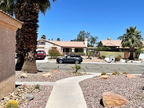 30399 Sterling Rd in Cathedral City, CA - Building Photo - Building Photo