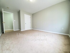 420 W 30th St in Norfolk, VA - Building Photo - Building Photo
