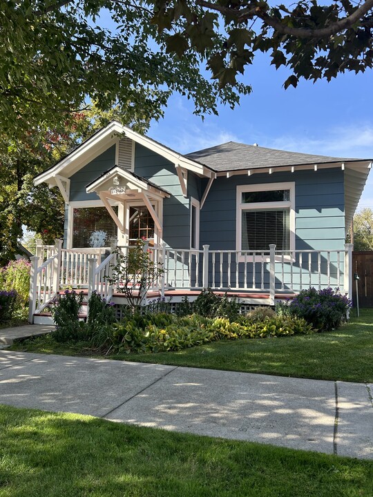 1903 N 15th St in Boise, ID - Foto de edificio