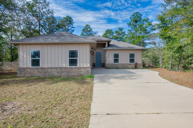 6000 Fiori Dr in Crestview, FL - Foto de edificio - Building Photo