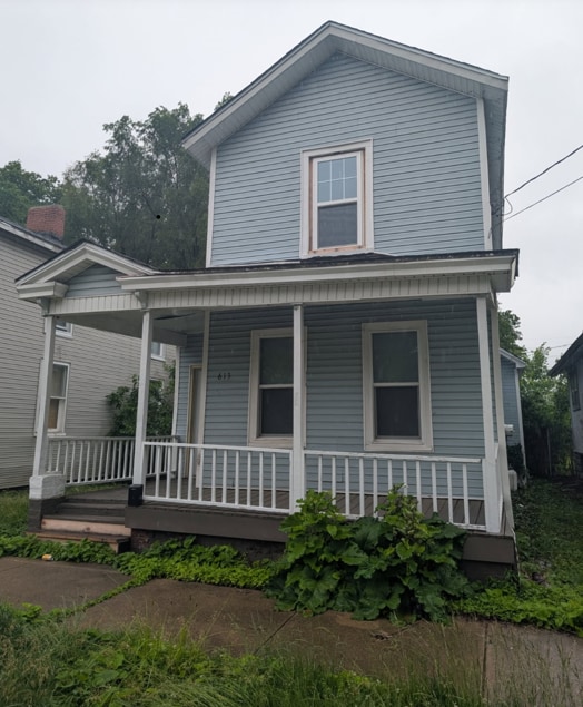 property at 613 Green St