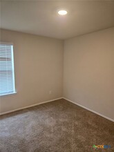 6007 Amelia Earhart Blvd in Killeen, TX - Building Photo - Building Photo