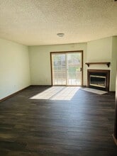 170 Hawkins Ln in Columbus, OH - Building Photo - Building Photo