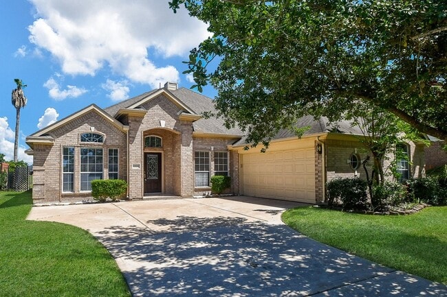 10206 Hahns Peak Dr in Houston, TX - Building Photo - Building Photo