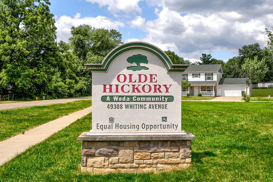 Olde Hickory in Coshocton, OH - Foto de edificio