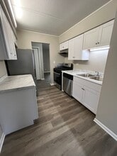 914 School St in Lisle, IL - Building Photo - Building Photo