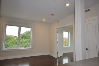 660 Massachusetts Ave, Unit 7 in Boston, MA - Building Photo - Building Photo