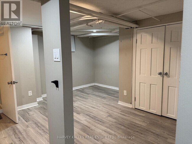 473 Whitmore Ave in Toronto, ON - Building Photo - Building Photo