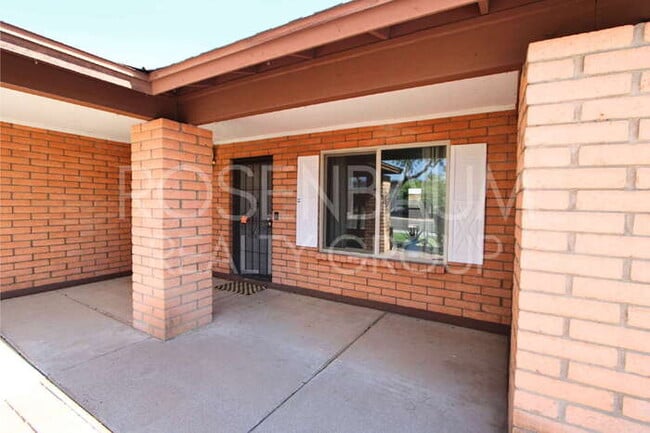 621 W Los Lagos Vista Ave in Mesa, AZ - Building Photo - Building Photo