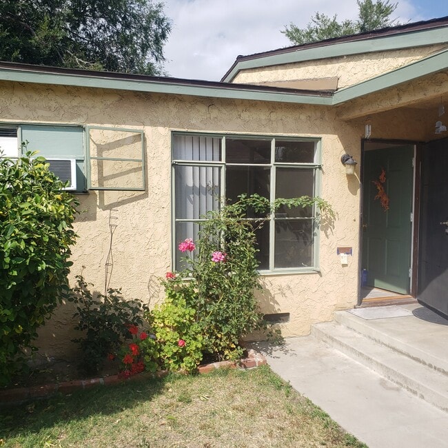 328 Allen Ave, Unit #A, Unit #A