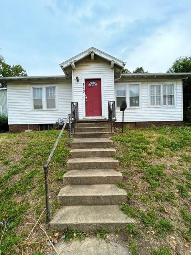 property at 820 Salem St
