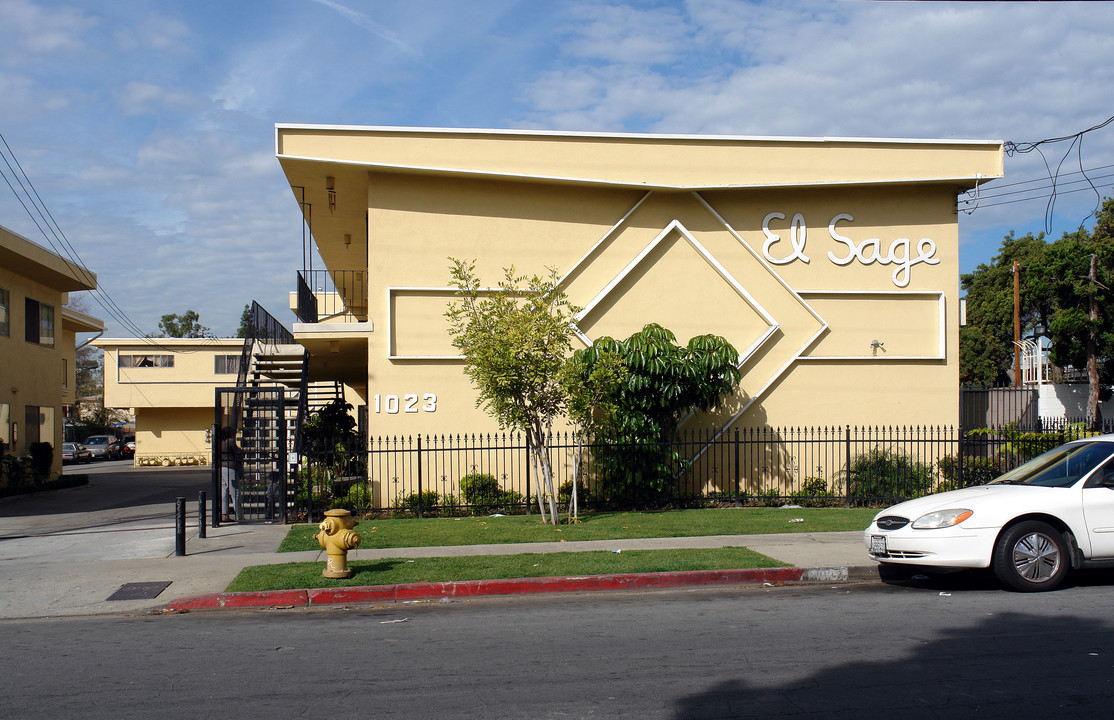 El Sage in Inglewood, CA - Building Photo