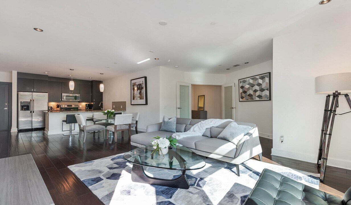 1045 On The Park Apartment Homes in Atlanta, GA - Building Photo