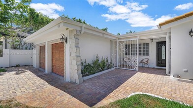 1311 Pierce St in Hollywood, FL - Building Photo - Building Photo