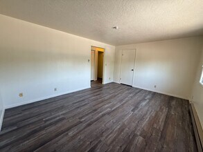 1754-1754 S Von Elm St in Pocatello, ID - Building Photo - Building Photo