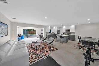 1190 SW 14th Dr in Boca Raton, FL - Building Photo - Building Photo