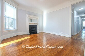 5407 S Indiana Ave in Chicago, IL - Foto de edificio - Building Photo