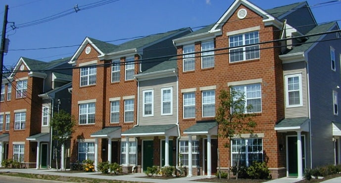 Portside II in Elizabeth, NJ - Foto de edificio